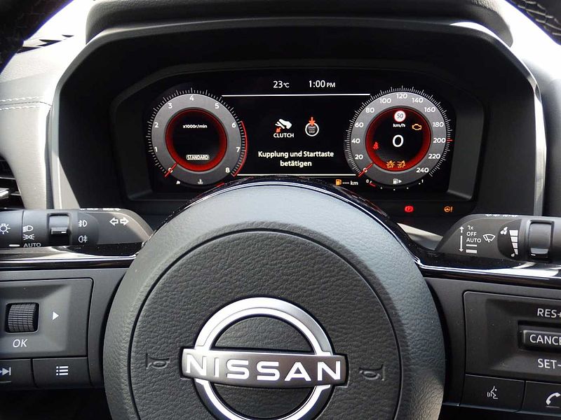 Nissan Qashqai 1.3 DIG-T MHEV 158PS N-Connecta, Panorama